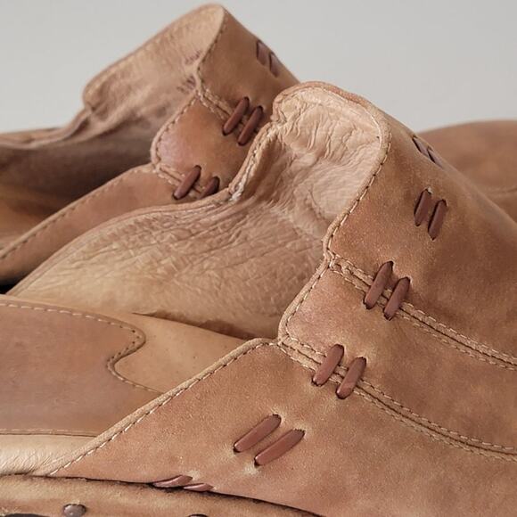 Sofft Leather Clog Wide Mule Camel Color Womans Size 8.5 Slip On - Picture 8 of 12